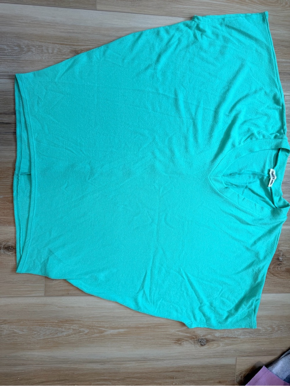 Charlotte Avery Dolman Sleeve V neck knit top size medium